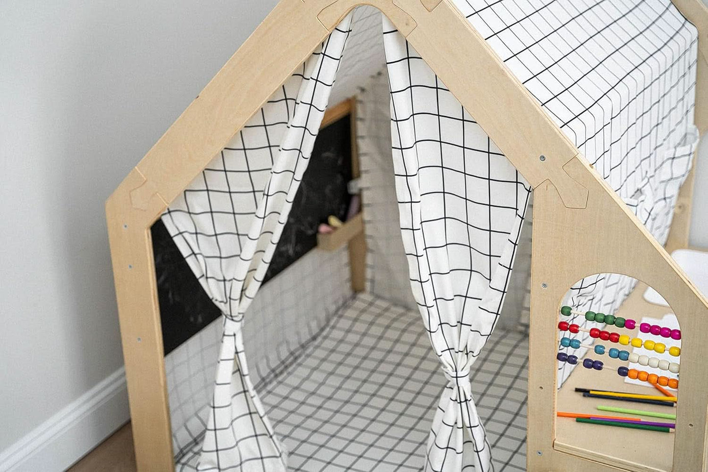 Wooden  5 In 1 Large Playhouse Windowpane